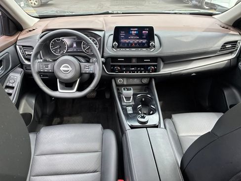 Certified 2023 Nissan Rogue SV w/ SV Premium B Package AWD/4WD image 30
