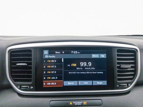 Used 2021 Kia Sportage LX w/ LX Fwd Popular Package image 4