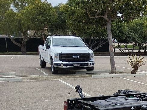 New 2025 Ford F550 XL image 21