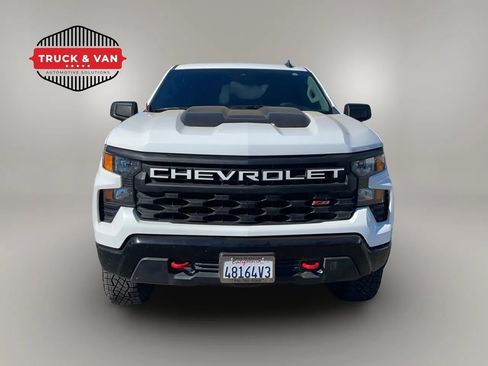 Used 2023 Chevrolet Silverado 1500 Custom Trail Boss AWD/4WD image 3