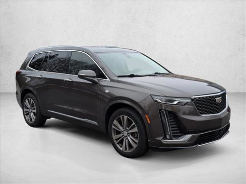 Used 2020 Cadillac XT6 Premium Luxury image 3