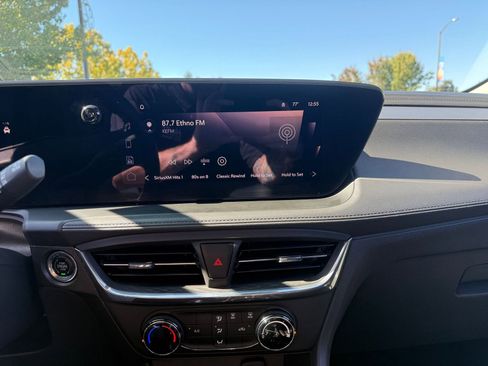 Used 2025 Buick Encore GX Preferred image 18