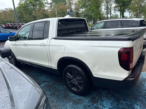 Used 2019 Honda Ridgeline Sport image 5