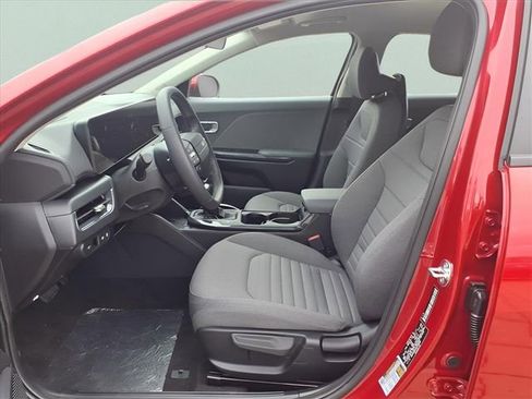 New 2025 Kia K4 EX image 18
