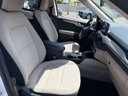 Used 2020 Ford Escape SE AWD/4WD image 24