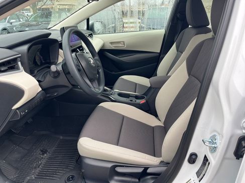 Used 2026 Toyota Corolla LE image 10