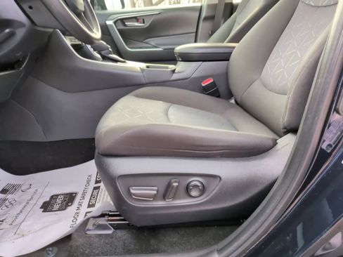 Certified 2024 Toyota RAV4 XLE image 18