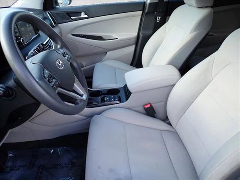 Used 2020 Hyundai Tucson SE image 11