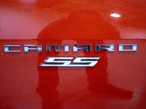 Used 2010 Chevrolet Camaro SS w/ RS Package image 27