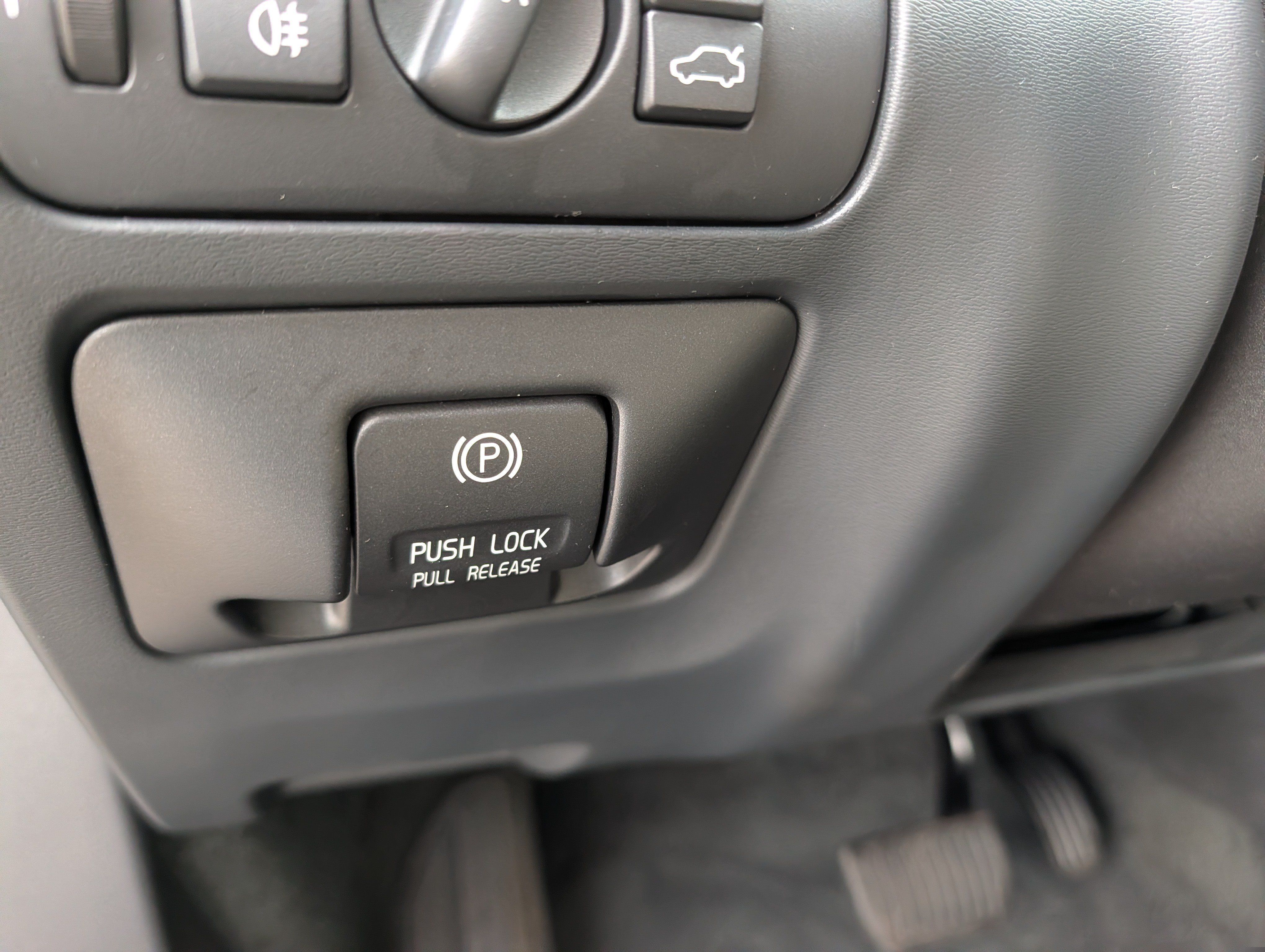 Used 2012 Volvo S60 T5 w/ Climate Pkg FWD image 26