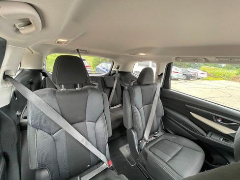 Used 2022 Subaru Ascent Premium w/ Convenience Package AWD/4WD image 4