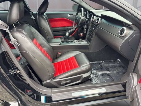 Used 2009 Ford Mustang Shelby GT500 RWD image 14