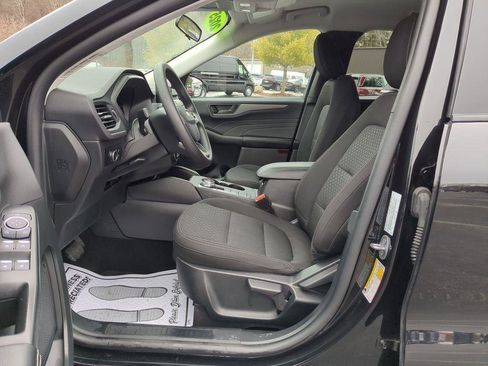 Used 2025 Ford Escape Active AWD/4WD image 10