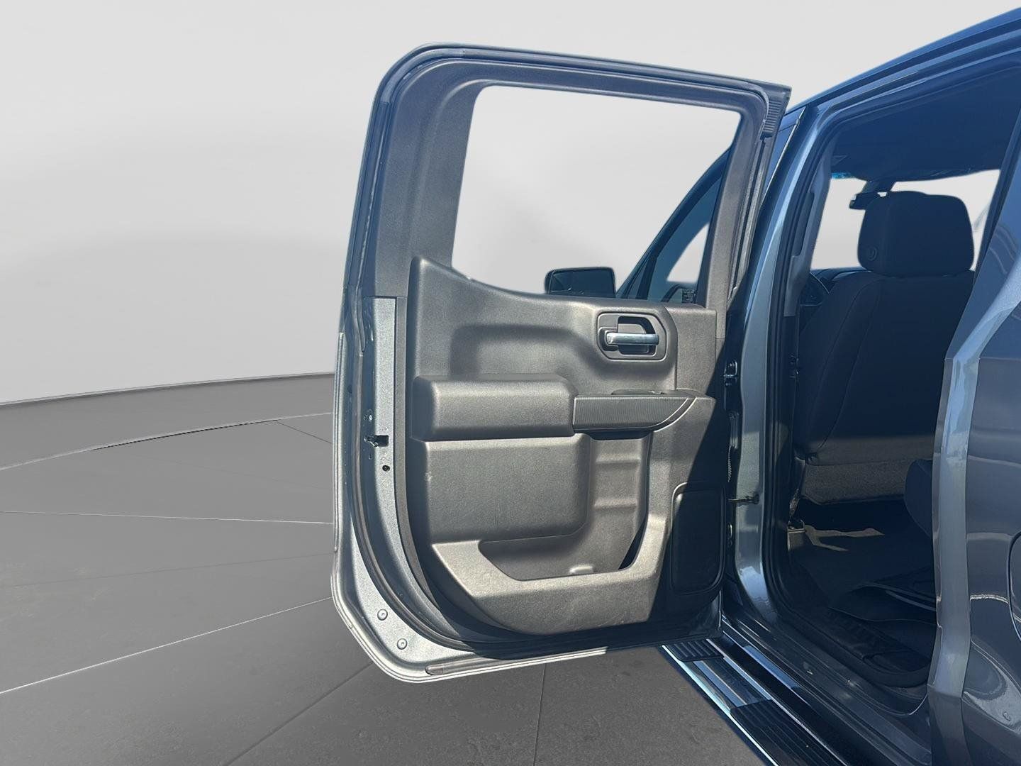 Used 2021 Chevrolet Silverado 1500 Custom AWD/4WD image 18