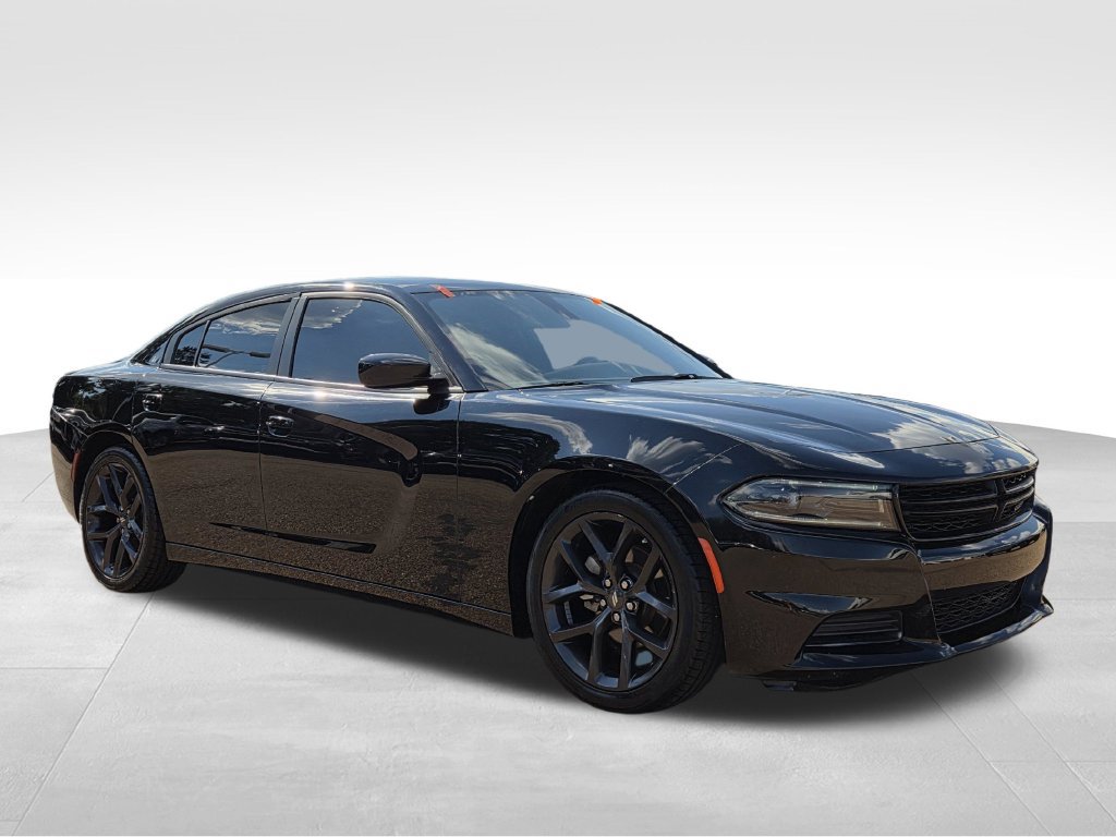 Used 2023 Dodge Charger SXT w/ Blacktop Package RWD image 4