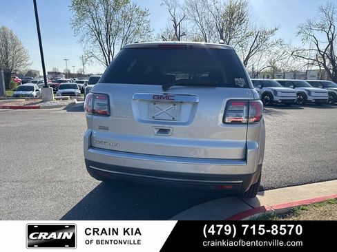 Used 2016 GMC Acadia SLT image 14