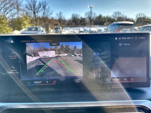 Used 2023 BMW 330i xDrive 330i xDrive w/ M Sport Package image 14