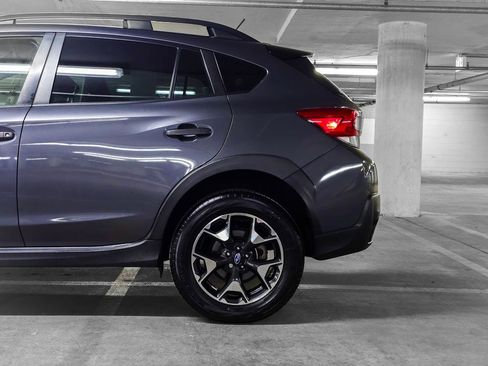 Used 2020 Subaru Crosstrek 2.0i image 17