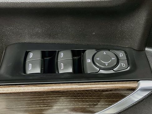 Used 2019 Chevrolet Silverado 1500 LT RWD image 15