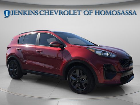 Used 2022 Kia Sportage Nightfall Edition FWD image 2