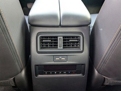 Used 2024 MAZDA CX-90 3.3 Turbo w/ Select Package image 27