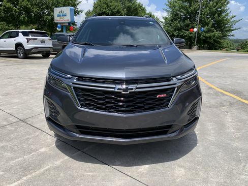 Used 2023 Chevrolet Equinox RS w/ RS Leather Package FWD image 5