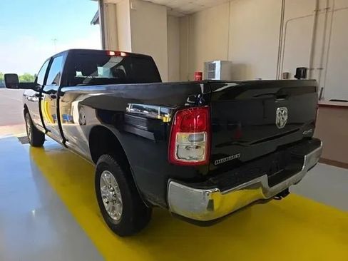 Used 2024 RAM 2500 Big Horn AWD/4WD image 5