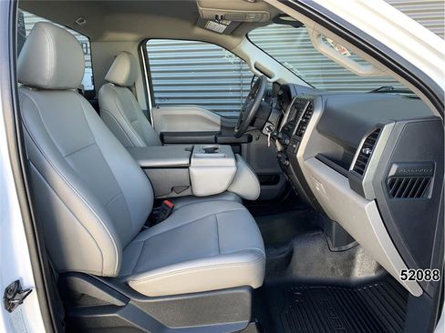 Used 2022 Ford F550 4x4 Regular Cab Super Duty image 25