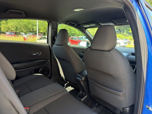 Used 2022 Honda HR-V Sport image 17