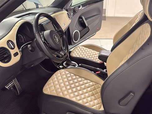 Used 2019 Volkswagen Beetle 2.0T Final Edition SEL image 12