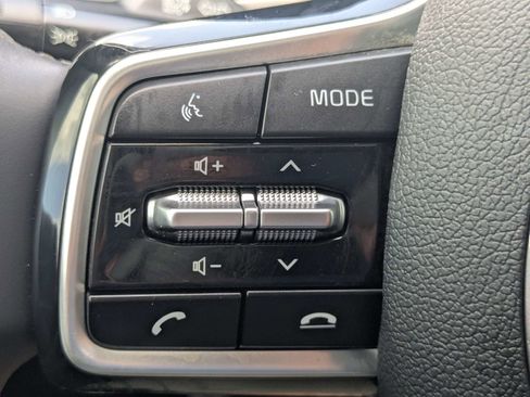 Used 2022 Kia Sorento S w/ Panoramic Sunroof Package FWD image 30