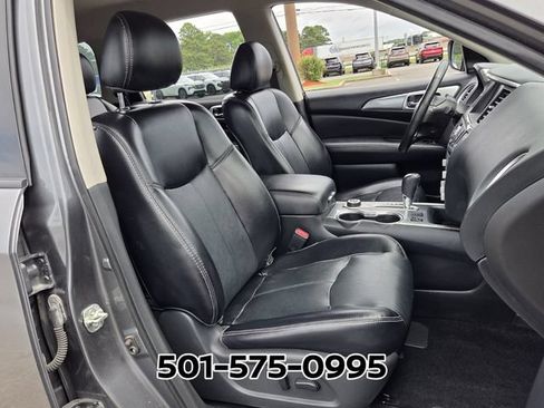Used 2020 Nissan Pathfinder SL AWD/4WD image 19