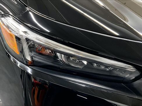 Used 2023 Honda Civic EX image 27