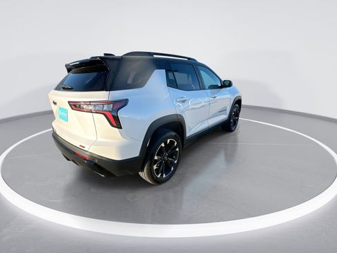 Used 2025 Chevrolet Equinox RS w/ Convenience Package III image 8