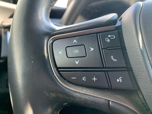 Used 2019 Lexus UX 250h image 17