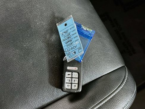 Used 2024 Honda Odyssey EX-L image 38