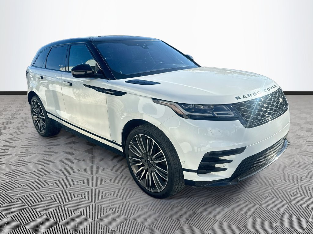 Used 2019 Land Rover Range Rover Velar R-Dynamic SE AWD/4WD image 4