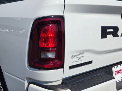 Used 2025 RAM 2500 Big Horn AWD/4WD image 9