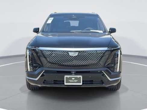 Used 2026 Cadillac Vistiq Premium Luxury AWD/4WD image 2