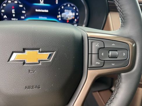 Used 2024 Chevrolet Tahoe High Country AWD/4WD image 33