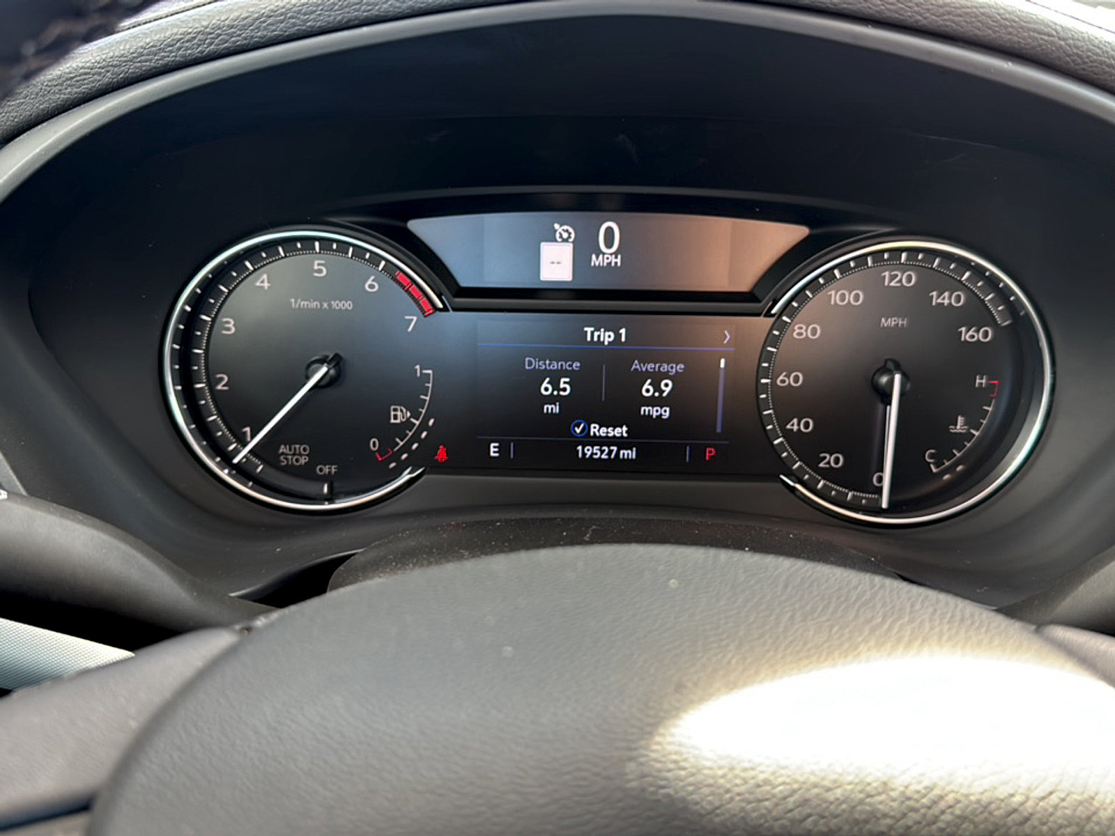 Used 2022 Cadillac XT4 Premium Luxury w/ Enhanced Visibility Package FWD image 20