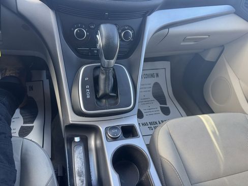 Used 2013 Ford Escape SE image 25