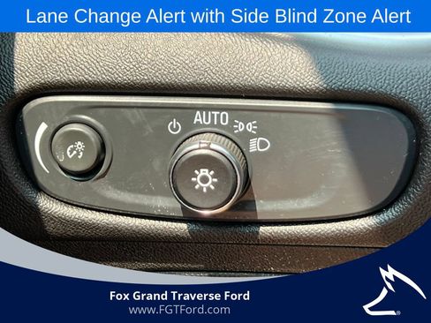 Used 2024 Chevrolet Malibu RS FWD image 16