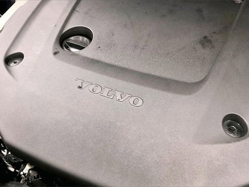 Certified 2024 Volvo XC90 B6 Ultimate w/ Lounge Package image 36