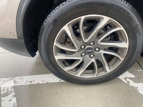 Used 2020 Lincoln Corsair FWD image 8