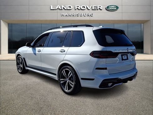 Used 2026 BMW X7 xDrive40i image 2