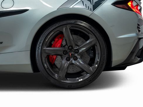 Used 2024 Chevrolet Corvette Z06 w/ Z07 Performance Package image 37