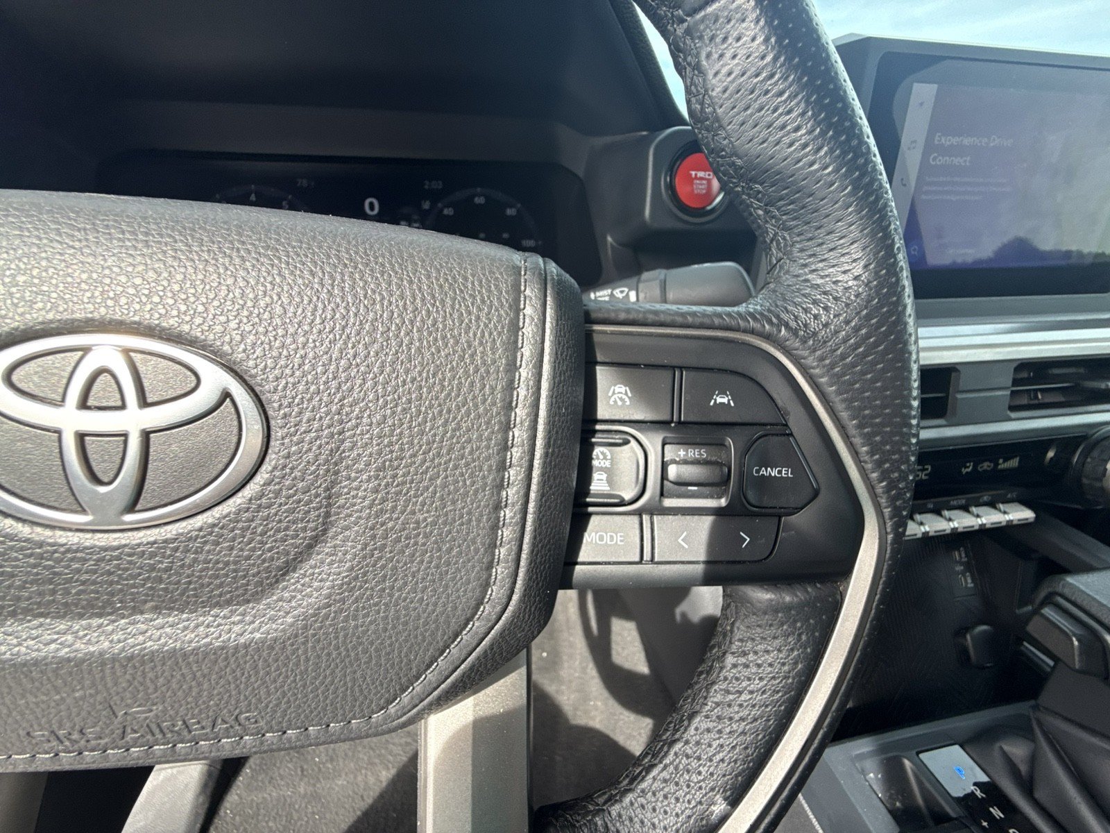 Used 2025 Toyota Tacoma TRD Off-Road AWD/4WD image 19