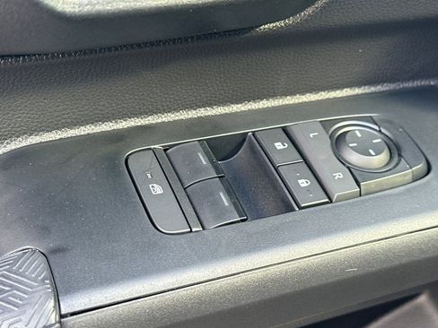 New 2026 Toyota Tacoma SR image 12