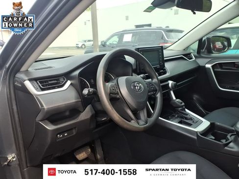 Used 2021 Toyota RAV4 LE FWD image 14